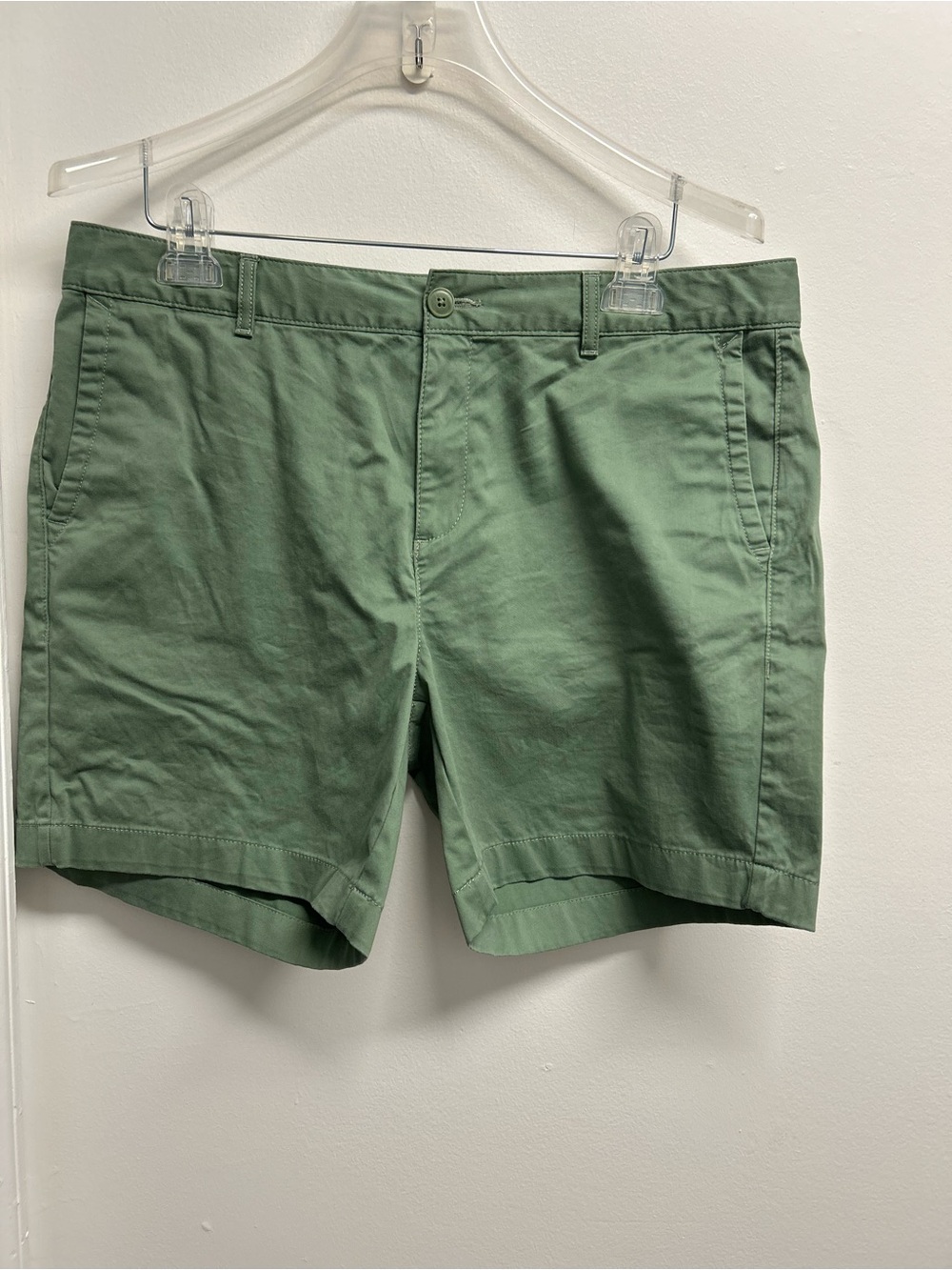 L.L. Bean Women's Flat Front Green Cotton Shorts